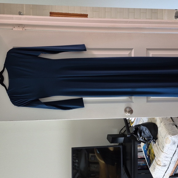 Ralph Lauren Evening Formal Dress Teal Blue Jeweled Surplice Sz 4 Never Worn - Picture 7 of 7